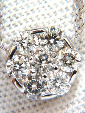 1.00ct Diamond cluster necklace 14kt 18 inch*